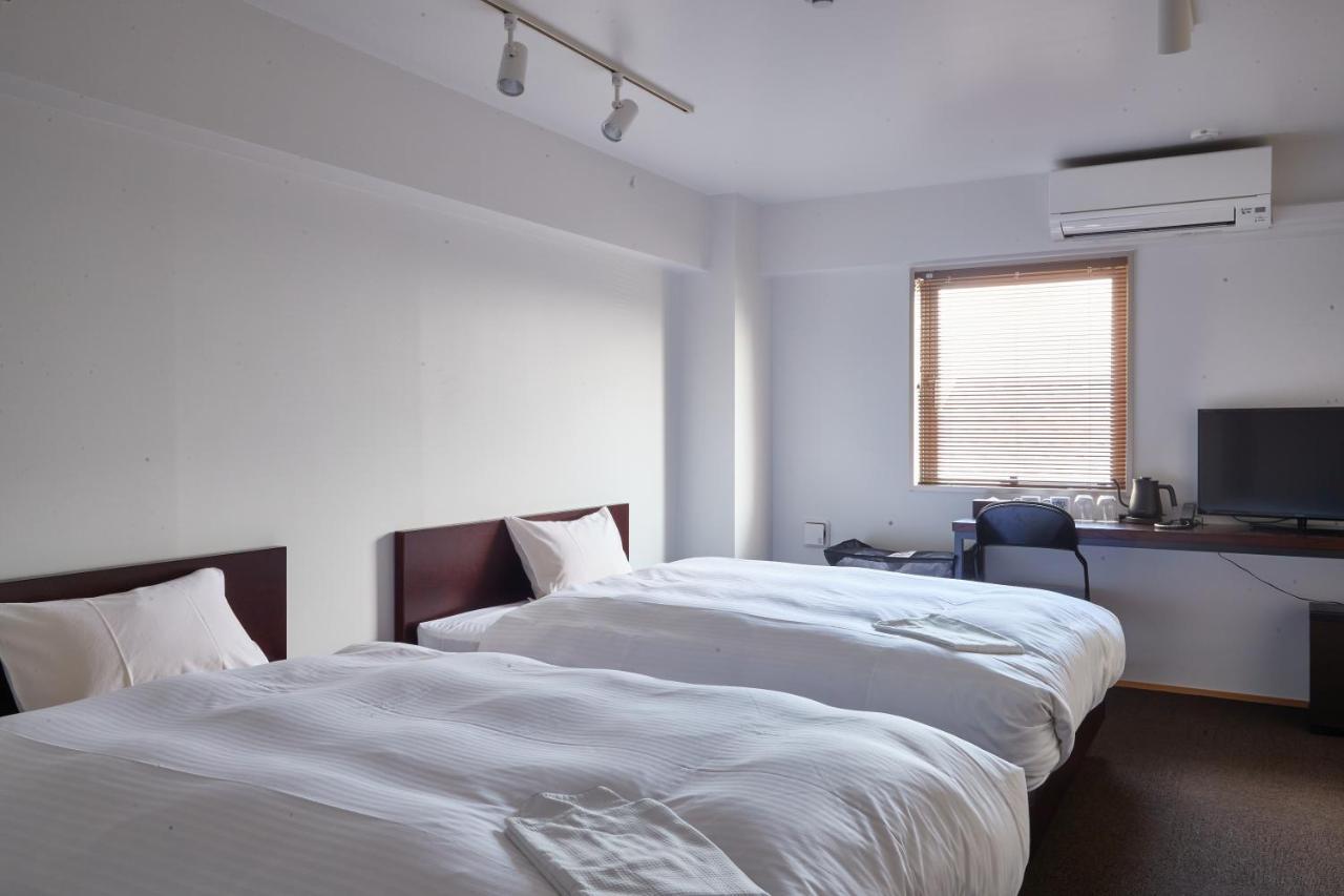8Hotel Chigasaki Esterno foto